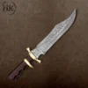 Handcrafted Damascus Steel Bowie Knife with Exotic Horn Handle - Premium Outdoor Survival Gear - Image 4